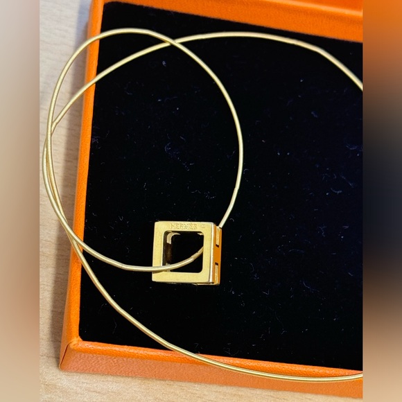 AUTHENTIC Hermes Cage d'Ache H Cube Necklace Pendant - Picture 4 of 7